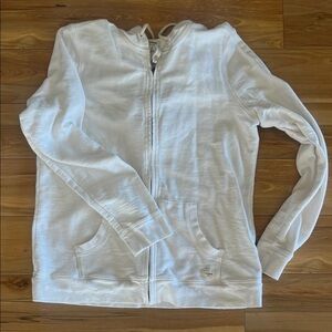 L.L. Bean Cream Pullover with Logo Patch